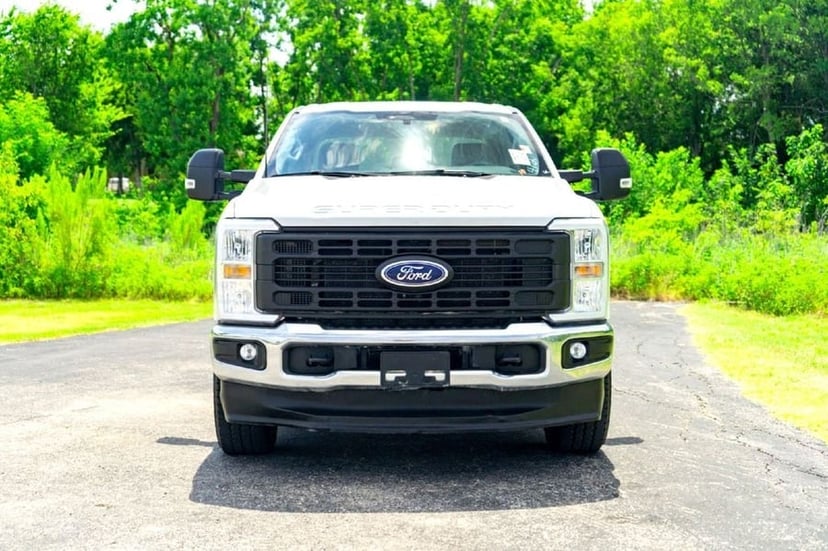2024 Ford F-250 - Image 2