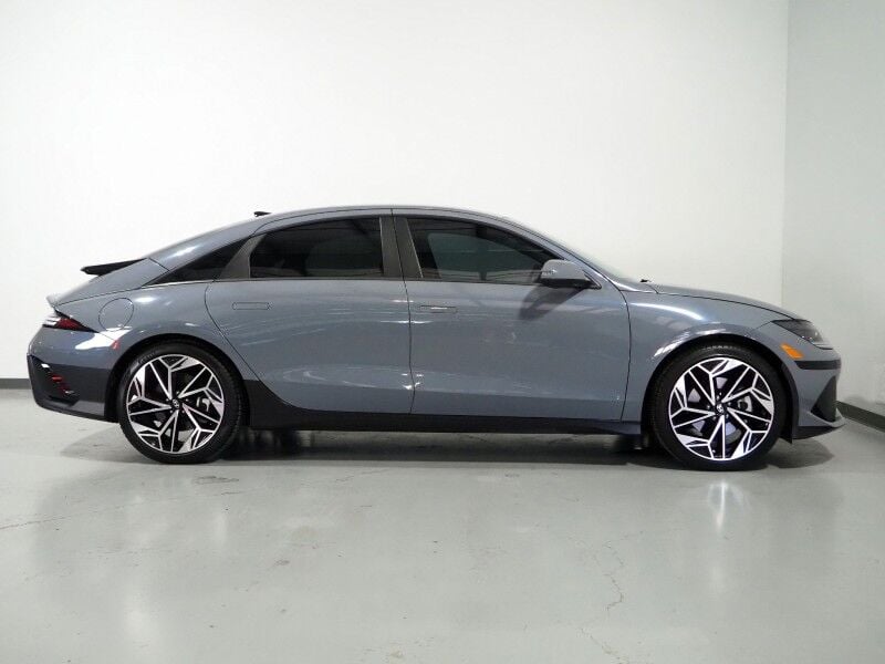 2023 Hyundai ioniq 6 - Image 2