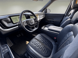 2022 Rivian R1S - Preview 15