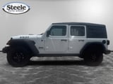 2025 Jeep Wrangler - Preview 2