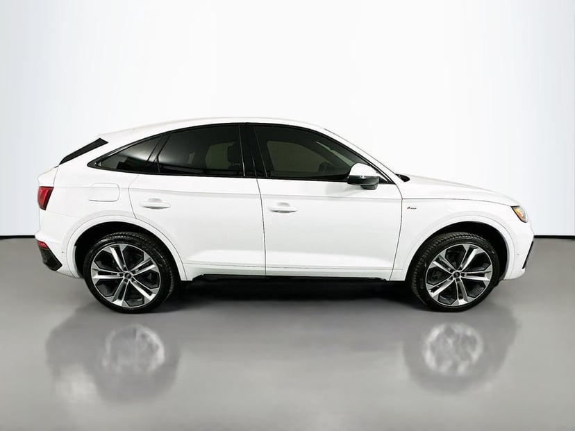 2023 Audi Q5 - Image 2