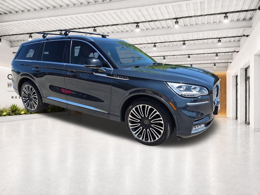 2023 Lincoln Aviator - Image 1