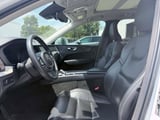 2022 Volvo XC60 - Preview 8