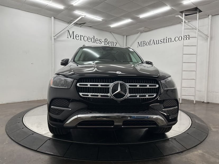 2026 Mercedes-Benz GLE - Image 3