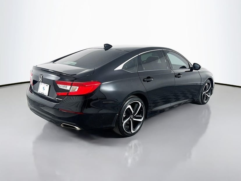 2022 Honda Accord - Image 2
