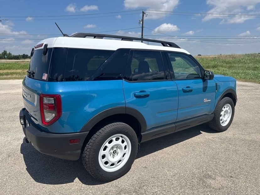 2023 Ford Bronco Sport - Image 3