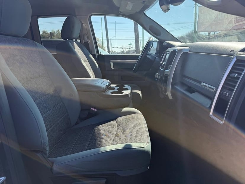 2016 Ram 1500 - Image 3