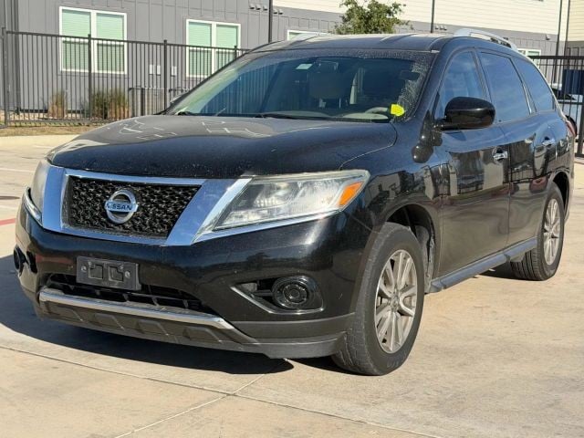 2014 Nissan Pathfinder - Image 1