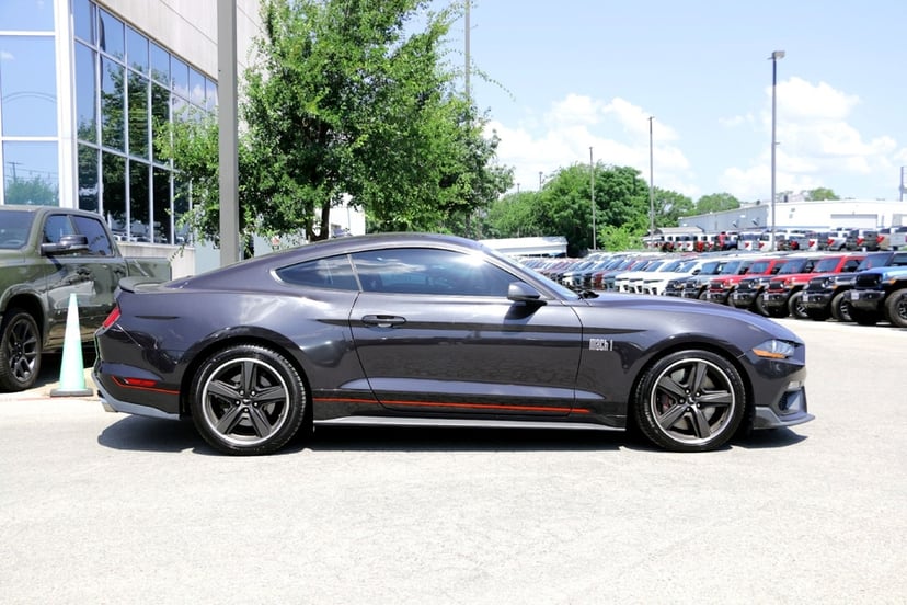 2022 Ford Mustang - Image 1