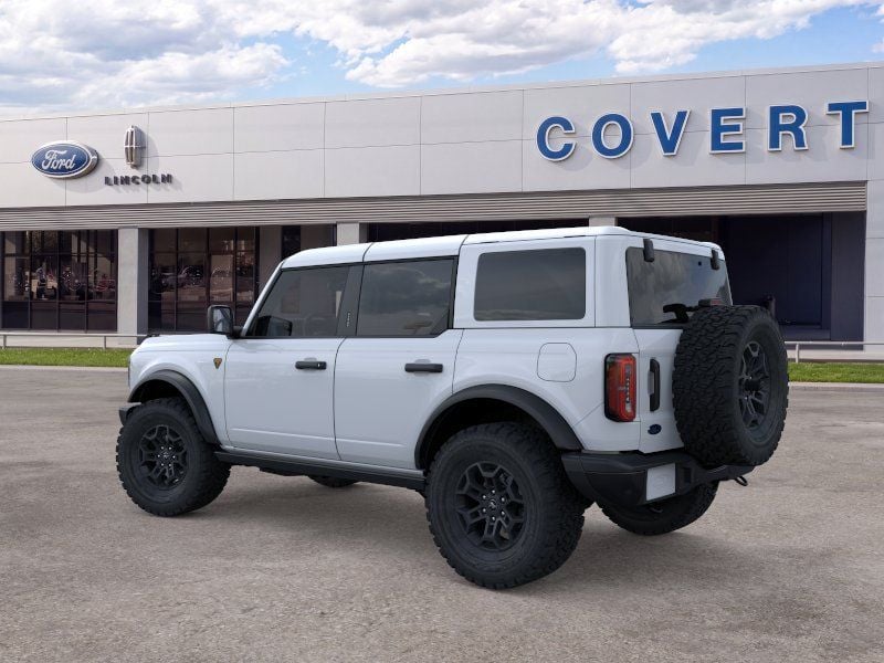2026 Ford Bronco - Image 3