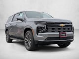 2026 Chevrolet Suburban - Preview 3