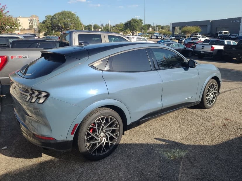 2023 Ford Mustang - Image 3