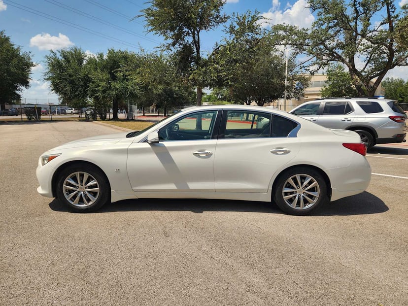 2014 INFINITI q50 - Image 3