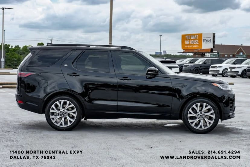 2026 Land Rover Discovery - Image 2