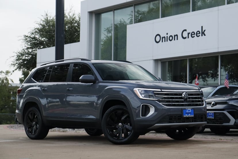 2026 Volkswagen Atlas - Image 1