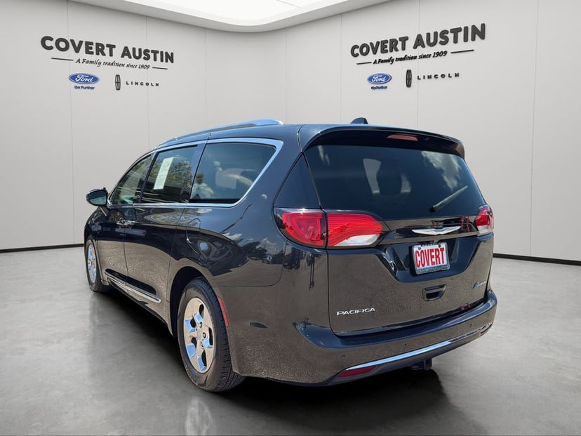 2018 Chrysler Pacifica - Image 3