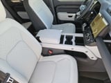 2026 Land Rover Defender - Preview 13