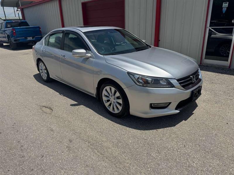 2013 Honda Accord - Image 2