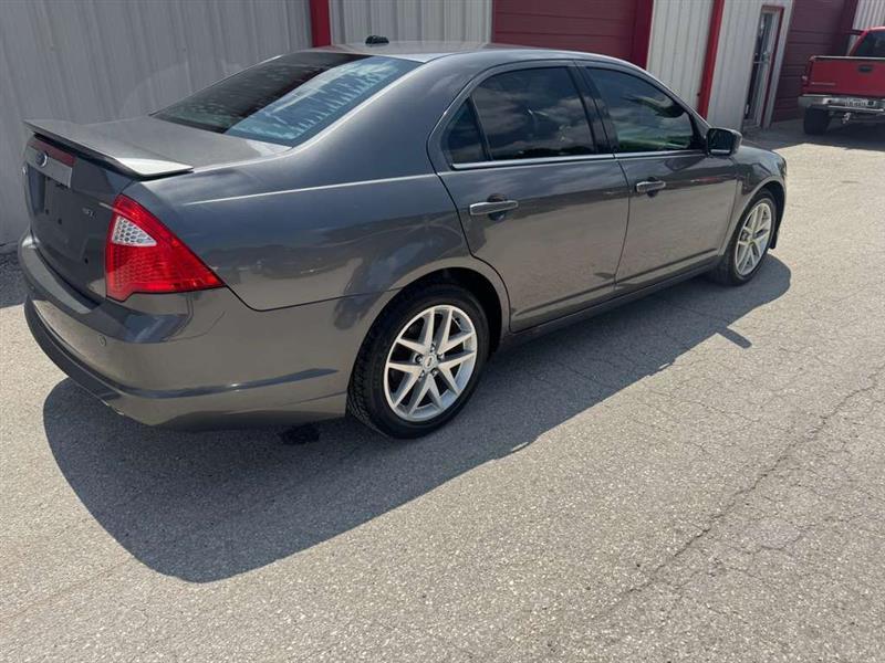 2010 Ford Fusion - Image 1