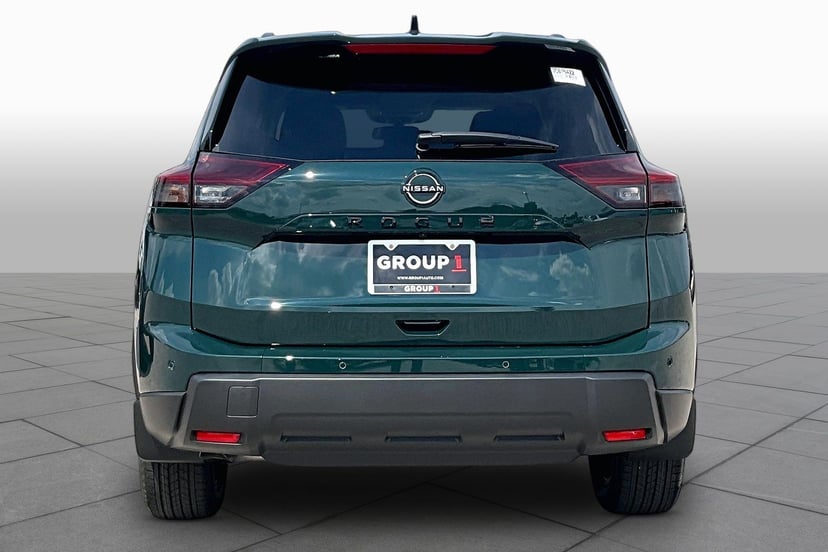 2027 Nissan Rogue - Image 1