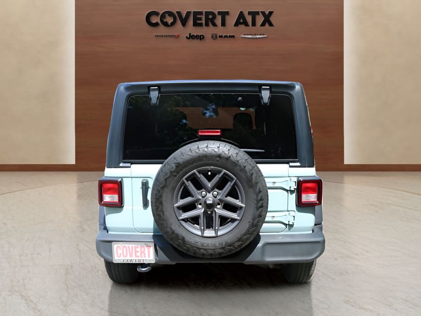 2024 Jeep Wrangler - Image 3