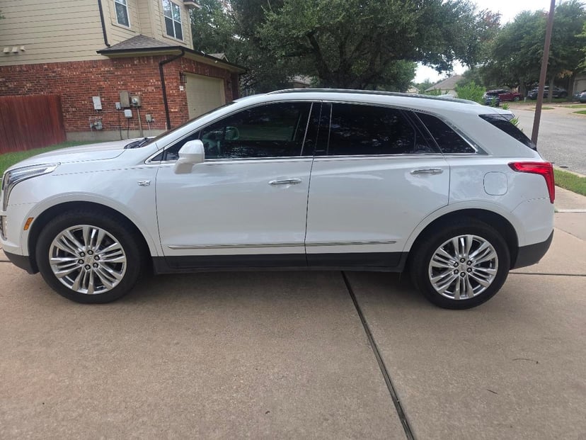 2017 Cadillac XT5 - Image 3