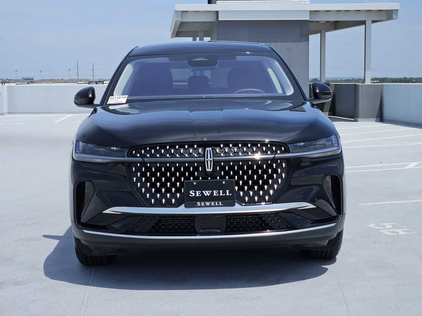 2025 Lincoln Nautilus - Image 1