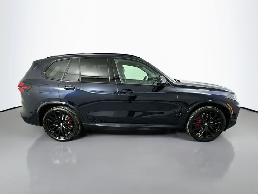 2026 BMW X5 - Image 3