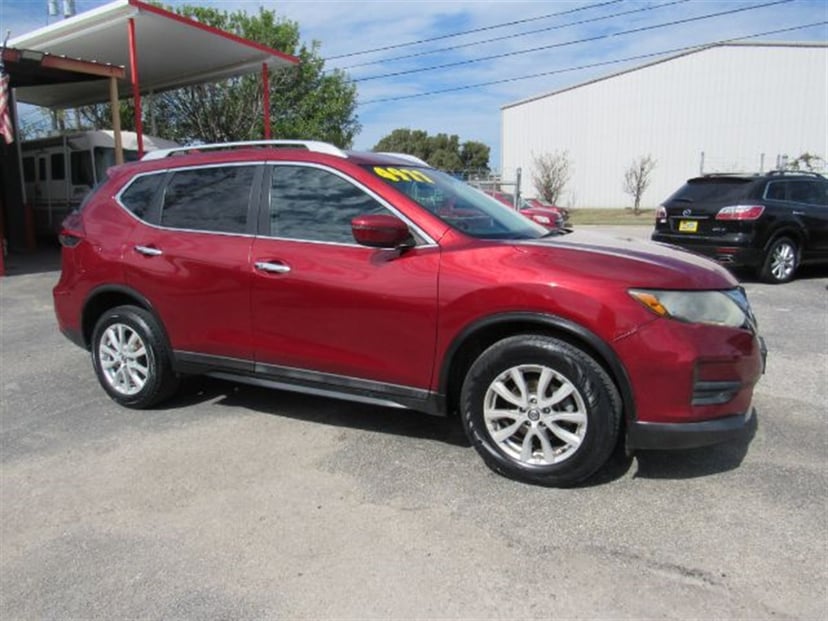2018 Nissan Rogue - Image 1