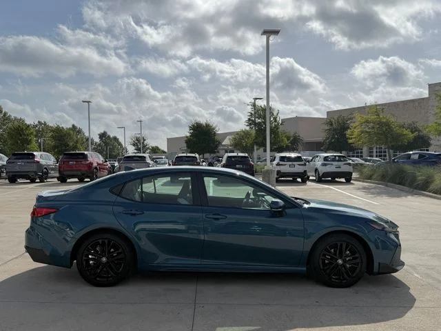 2026 Toyota Camry - Image 3