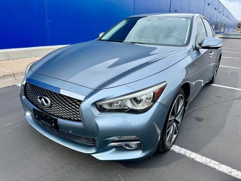 2017 INFINITI Q50 - Image 1