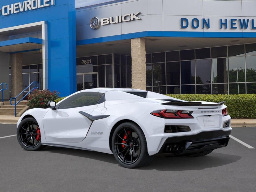 2027 Chevrolet Corvette - Image 3