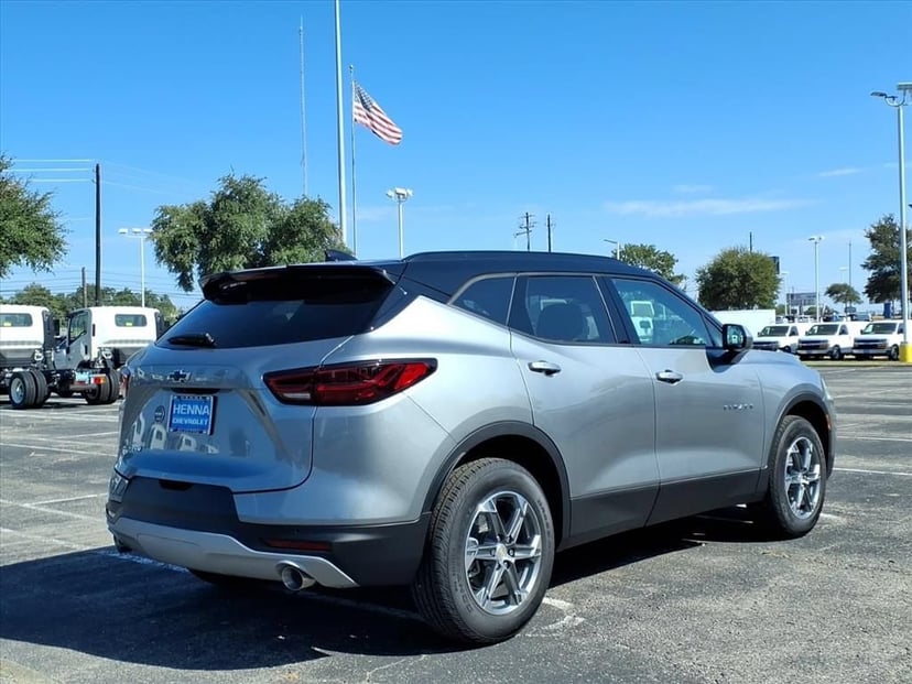 2026 Chevrolet Blazer - Image 3