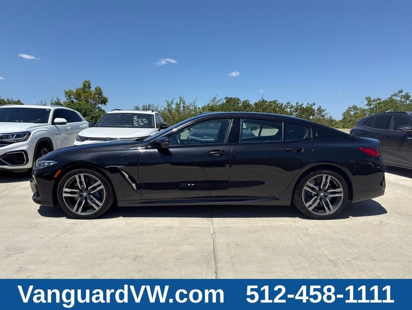 2022 BMW 8 Series - Image 2