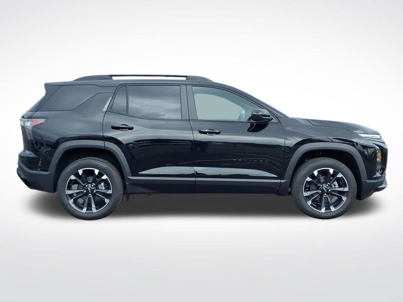 2027 Chevrolet Equinox - Image 1