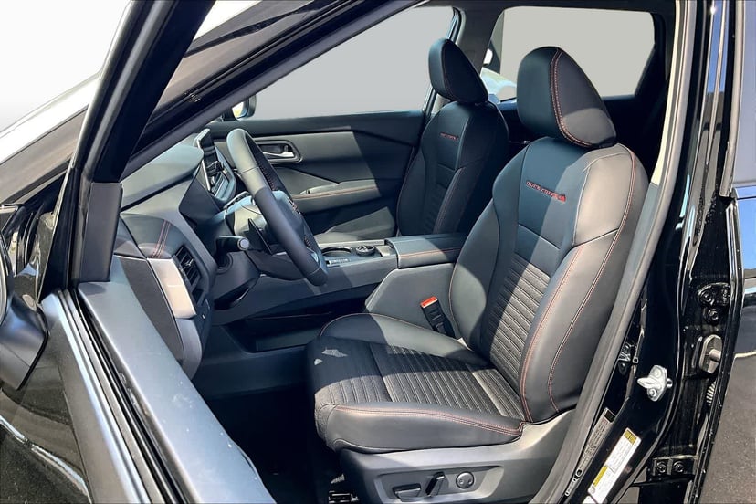2026 Nissan Rogue - Image 3