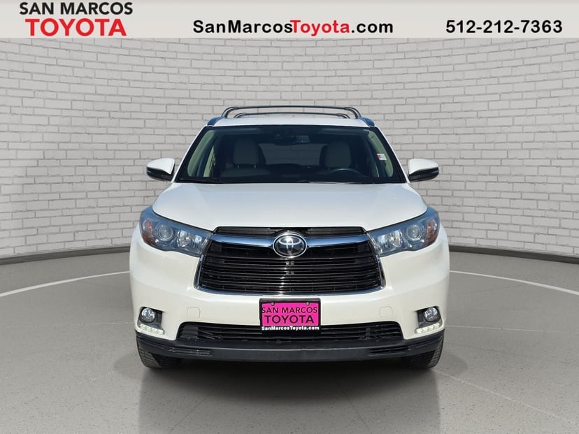 2015 Toyota Highlander - Image 2