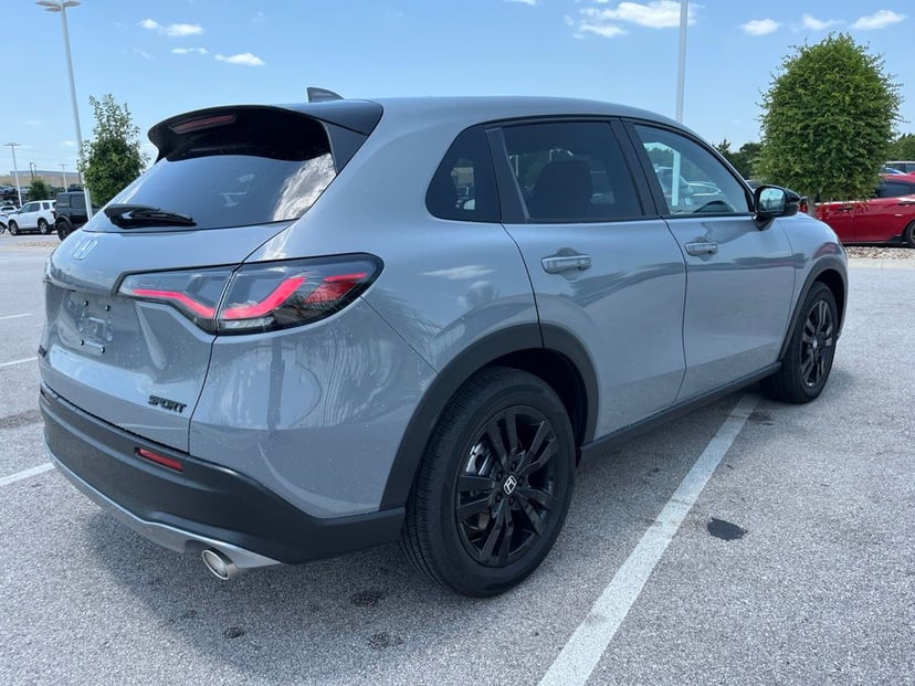 2027 Honda HR-V - Image 3