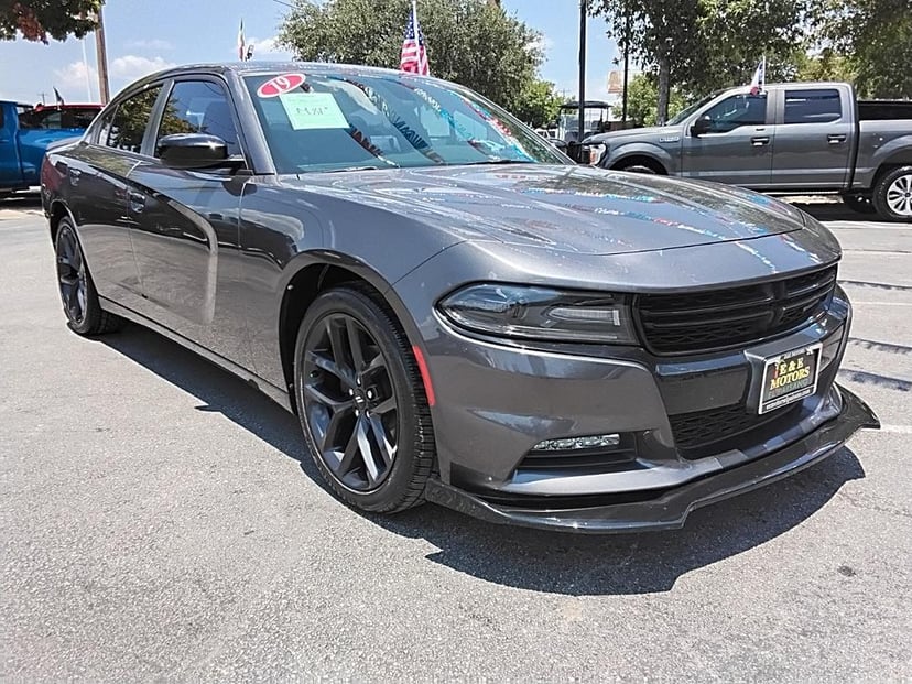 2019 Dodge Charger - Image 1