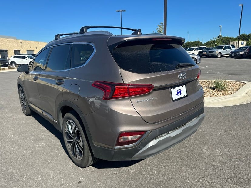 2020 Hyundai Santa Fe - Image 3