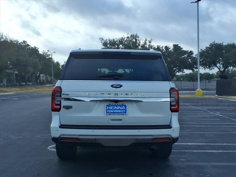 2022 Ford Expedition - Image 3