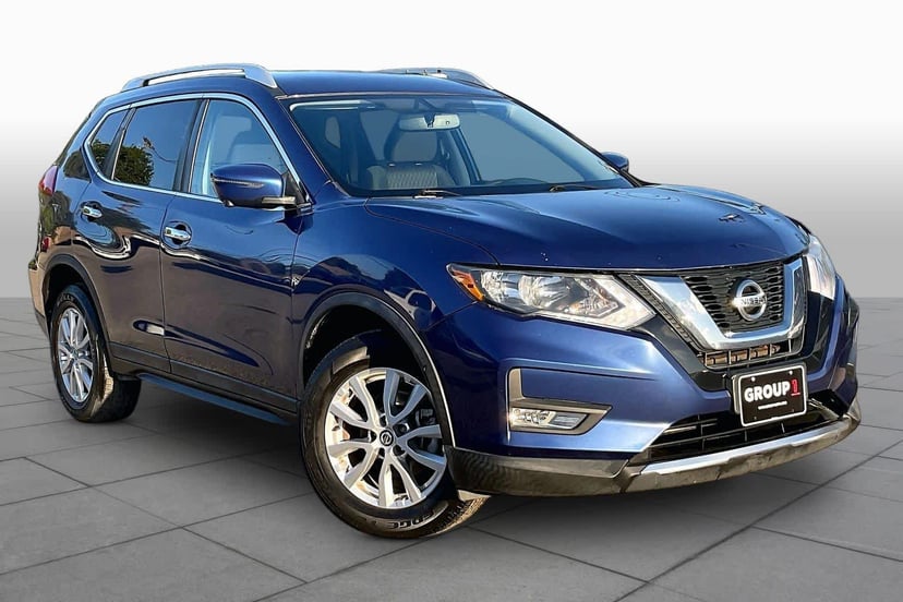 2017 Nissan Rogue - Image 1