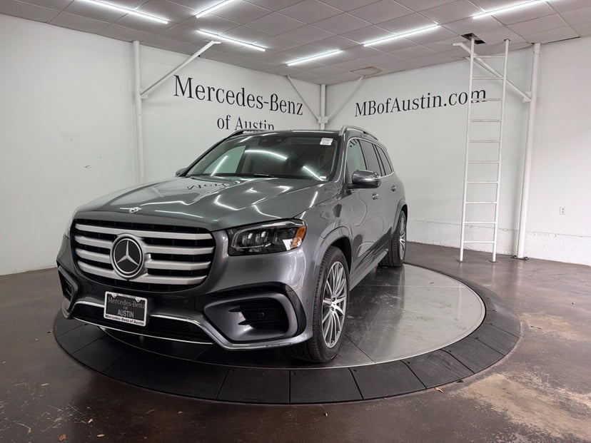2026 Mercedes-Benz GLS - Image 1
