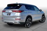 2022 Mitsubishi Outlander - Preview 12