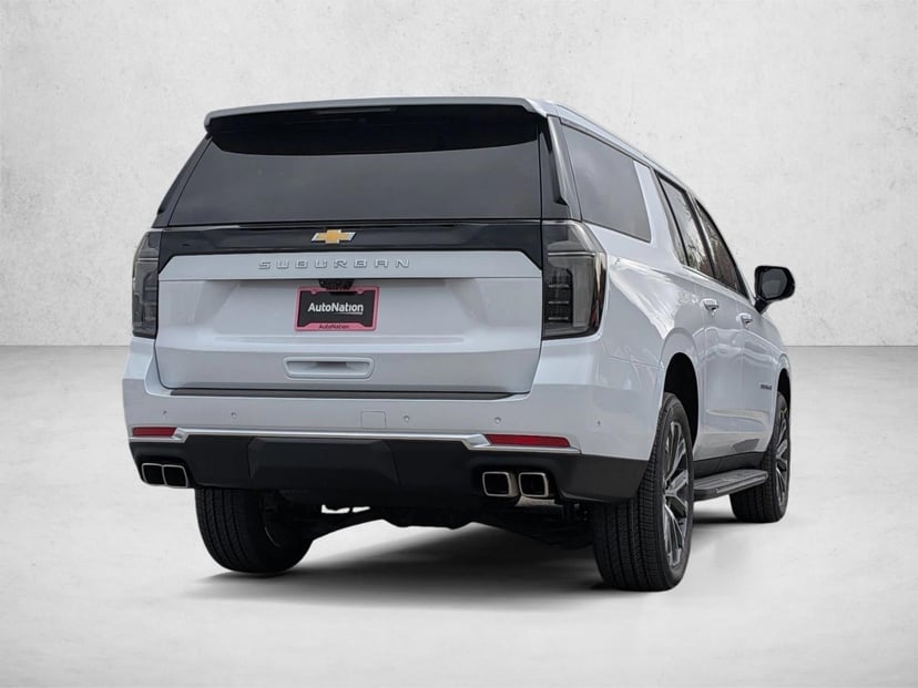 2026 Chevrolet Suburban - Image 3