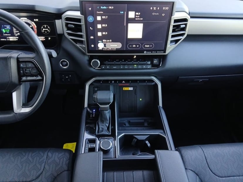 2024 Toyota Tundra - Image 3