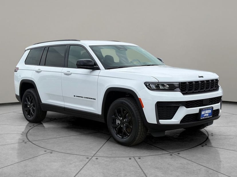 2026 Jeep Grand Cherokee - Image 3