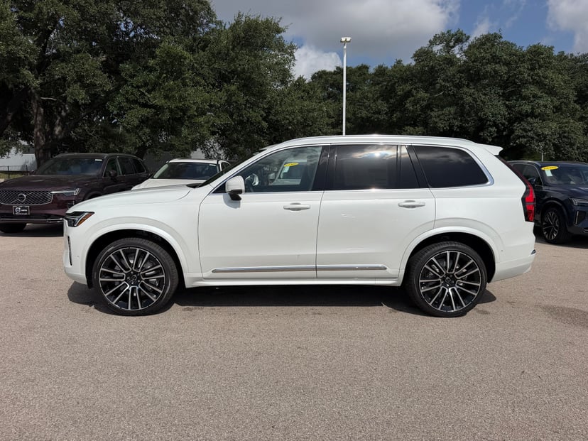 2026 Volvo XC90 - Image 2