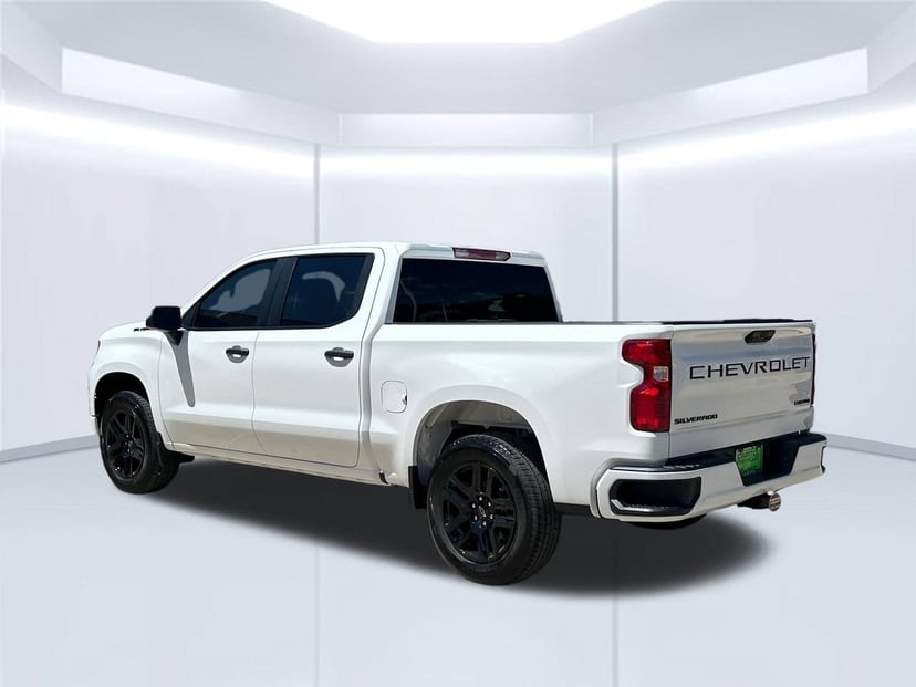 2026 Chevrolet Silverado 1500 - Image 1