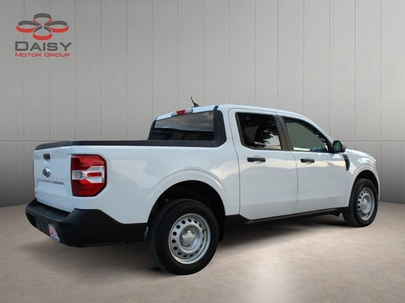 2022 Ford Maverick - Image 2